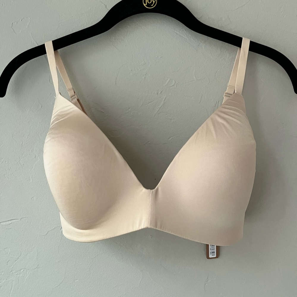 SKIMS Cream Bra